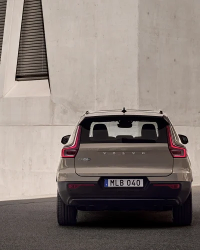 ex40-electric-gallery-3-16x9