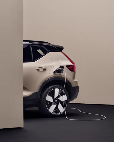 ex40-electric-gallery-7-16x9