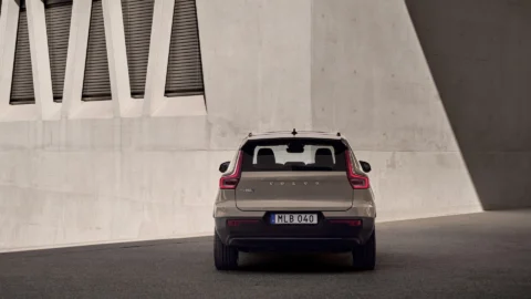 ex40-electric-gallery-3-16x9