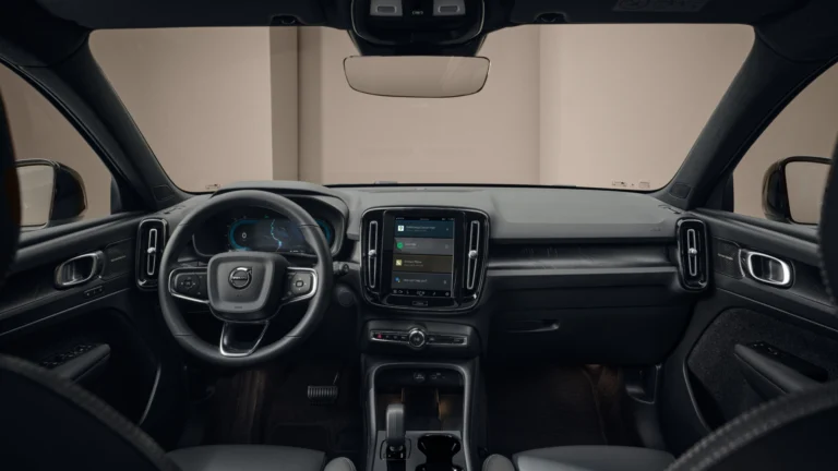 ex40-electric-interior-gallery-3-16x9